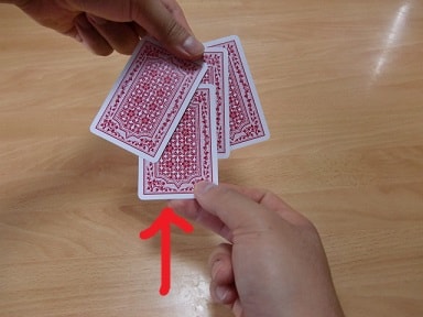 4枚のカードから当てるトランプマジック5